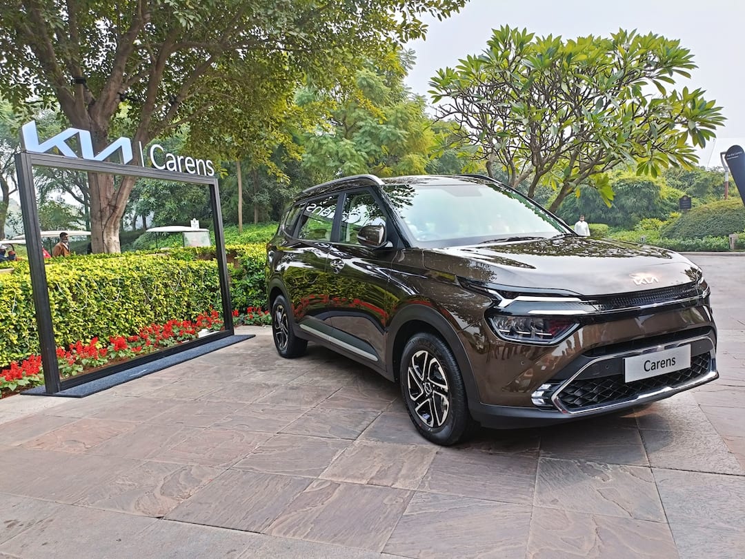 Kia Carens Bookings: কিয়া ক্যারেন্সের বুকিং শুরু, কত টাকা লাগছে জানেন ? Kia Carens Booking Opens in India 14 January 2022 ahead launch All Details you need to know Kia Carens Bookings: কিয়া ক্যারেন্সের বুকিং শুরু, কত টাকা লাগছে জানেন ?