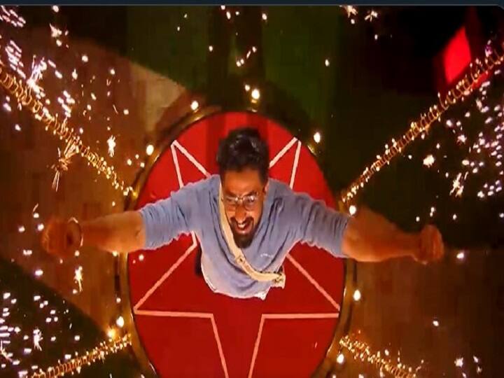 Bigg Boss Tamil 5 Finale: டாப் 5-ல் முதலில் வெளியேற்றப்பட்டாரா நிரூப்? - பிக்பாஸ் ஃபைனல் அப்டேட்ஸ் Bigg Boss Tamil 5 Finale: speculations that niroop has been eliminated and grabs 5th place Bigg Boss Tamil 5 Finale: டாப் 5-ல் முதலில் வெளியேற்றப்பட்டாரா நிரூப்? - பிக்பாஸ் ஃபைனல் அப்டேட்ஸ்