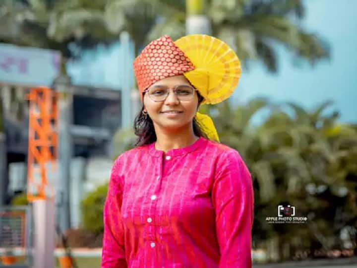 Farmer Daughter Shraddha Shinde Crack UPSC Engineering Service In First Attempt in Beed शेतकऱ्याच्या मुलीची गगनभरारी! घरीच अभ्यास करत पहिल्याच प्रयत्नात UPSC च्या परिक्षेत यश