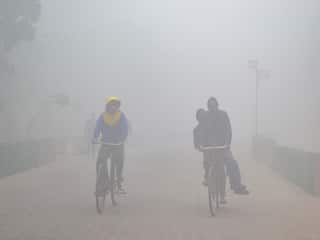 Weather Update : ਅਗਲੇ ਦੋ ਦਿਨਾਂ ਤਕ ਪੰਜਾਬ ਸਣੇ ਇਨ੍ਹਾਂ ਸੂਬਿਆਂ ‘ਚ ਪਵੇਗੀ ਕੜਾਕੇ ਦੀ ਠੰਢ