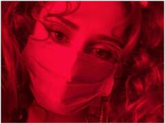 Guees Who: फोटो में दिख रही इस हसीना की आखों का दीवाना है Bollywood का फेमस डांसिंग स्टार, पहचाना क्या?