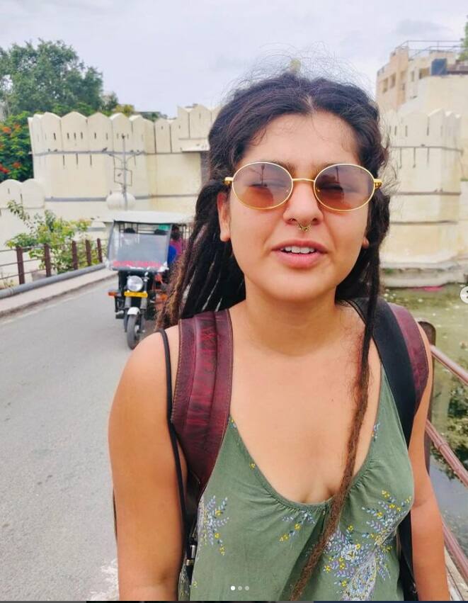 અગાઉ નિધિ ભાનુશાલી પણ સોનુનો રોલ પ્લે કરી ચૂકી છે. જે અત્યારે રાજસ્થાનમાં ટૂર પર છે, નિધિ પણ ઇન્સ્ટાગ્રામ પર પોતાની તસવીરો શેર કરતી રહે છે.