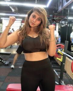 Rani Chatterjee Photos: भोजपुरी एक्ट्रेस रानी चटर्जी ने शेयर की वर्कआउट की ऐसी तस्वीरें कि फैन्स बोलें- Fitness Queen