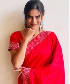 UP Election 2022: कांग्रेस प्रत्याशी ने बिकिनी वाली तस्वीर वायरल होने के बाद कही यह बड़ी बात, जानें कौन हैं अचर्ना गौतम