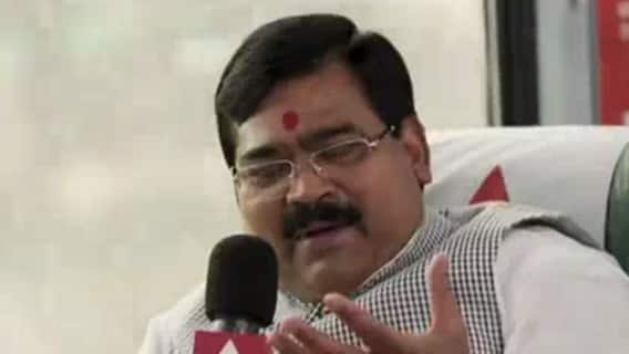 जिसे विकास नहीं दिख रहा वो चश्मा लगा ले , विकास वाले सवाल पर बोले Sangamlal Gupta