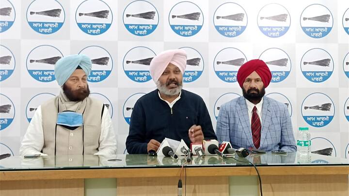 More than 11 lakh people responded to the number issued by AAP in 48 hours to choose the Punjab Chief Minister's face in 2022 election Punjab AAP CM Face: ਪੰਜਾਬ 'ਚ 'ਆਪ' ਸੀਐਮ ਦਾ ਚਿਹਰਾ ਕੌਣ ਹੋਵੇਗਾ, 48 ਘੰਟਿਆਂ 'ਚ 11 ਲੱਖ ਲੋਕਾਂ ਨੇ ਦਿੱਤੀ ਪ੍ਰਤੀਕਿਰਿਆ