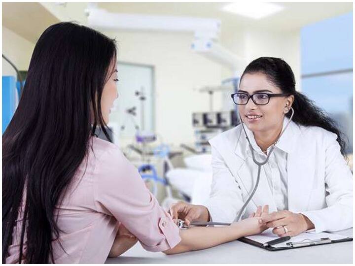 Omicron Variant Alert, Get a health Checkup done in this way amidst the Danger of Omicron And Covid-19 And Health Tips Omicron Variant Alert: ओमिक्रोन के खतरे के बीच इस तरह करवाएं हेल्थ चेकअप, नहीं होगी दिक्कत