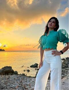 sunny leone's Instagram Photos: சன்னி லியானின் மாலத்தீவு விசிட் - புகைப்படத் தொகுப்புகள் இங்கே