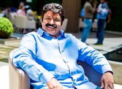 Balakrishna: బీచ్ లో భార్యతో బాలయ్య ఫన్.. వీడియో వైరల్..