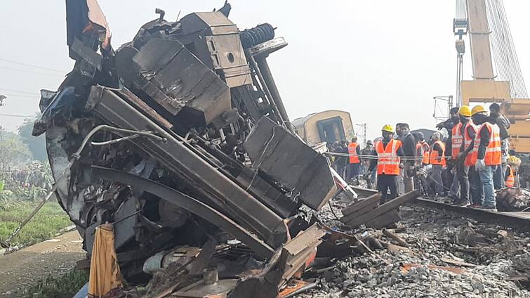 Why did the Bikaner-Guwahati Express get into an accident? investigation started by Commissioner of Railway Safety Guwahati-Bikaner Express Derailed: কেন দুর্ঘটনার কবলে পড়ল বিকানের-গুয়াহাটি এক্সপ্রেস? তদন্ত শুরু কমিশনার অফ রেলওয়ে সেফটির