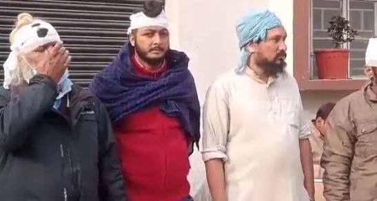 Half a dozen pilgrims injured in attack, beating and stoning of Punjabi Sikh pilgrims in Bihar ਬਿਹਾਰ 'ਚ ਪੰਜਾਬੀ ਸਿੱਖ ਸ਼ਰਧਾਲੂਆਂ 'ਤੇ ਹਮਲਾ, ਕੁੱਟਮਾਰ ਤੇ ਪੱਥਰਬਾਜ਼ੀ 'ਚ ਅੱਧੀ ਦਰਜਨ ਸ਼ਰਧਾਲੂ ਜ਼ਖਮੀ