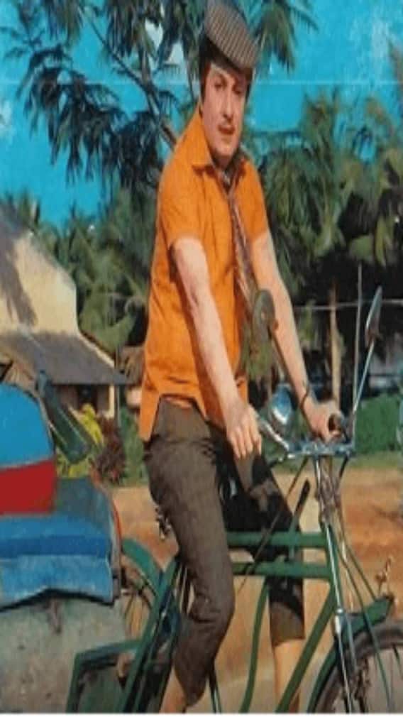 எம்ஜிஆர்-ன் வெகுஜன அரசியலும், சினிமாவும்