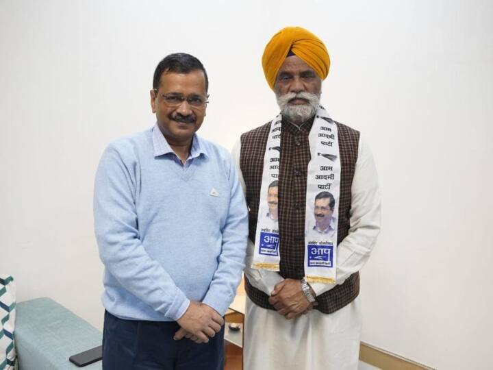 Punjab Election 2022: AAP ने 3 उम्मीदवारों की जारी की लिस्ट, कांग्रेस छोड़ कर आए जोगिंदर सिंह मान को भी बनाया उम्मीदवार Punjab Assembly elections 2022: AAP releases 10th list of 3 candidates ANN Punjab Election 2022: AAP ने 3 उम्मीदवारों की जारी की लिस्ट, कांग्रेस छोड़ कर आए जोगिंदर सिंह मान को भी बनाया उम्मीदवार