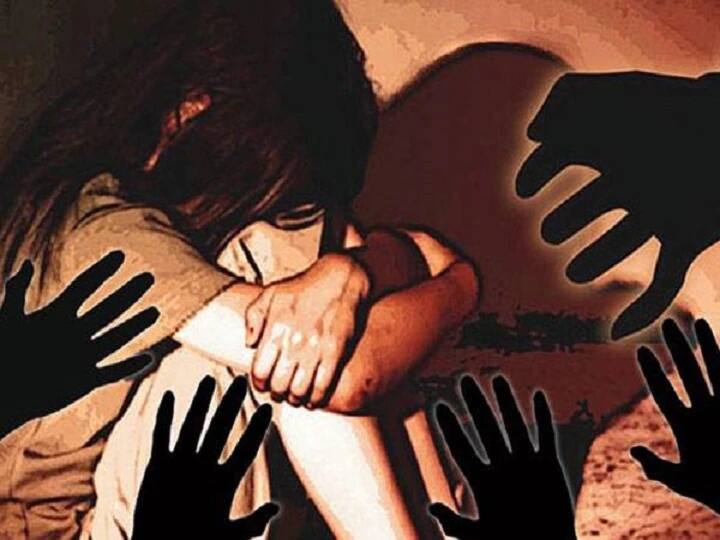 Mumbai crime news father and son arrested for sexually abusing a minor girl नात्याला काळीमा फासणारी घटना! अल्पवयीन मुलीवर लैंगिक अत्याचार केल्याप्रकरणी नराधम पिता-पुत्राला अटक