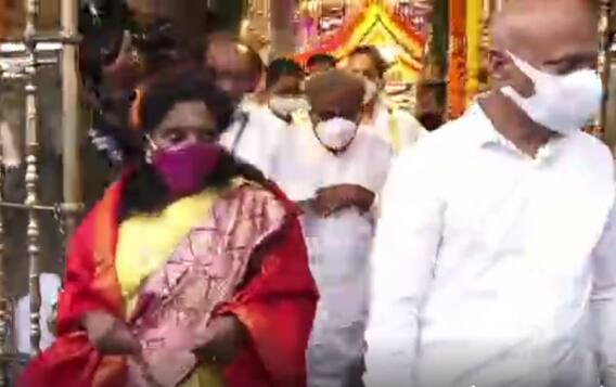 Telangana Governor @Tirumala: శ్రీవారిని దర్శించుకున్న తమిళిసై