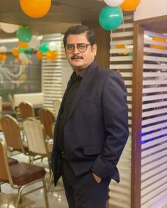 TV Actors First Salary: Rohitash Gaur से लेकर Hina Khan तक, किसी की 500 रुपये थी पहली कमाई तो किसी को मिले थे 45 हजार