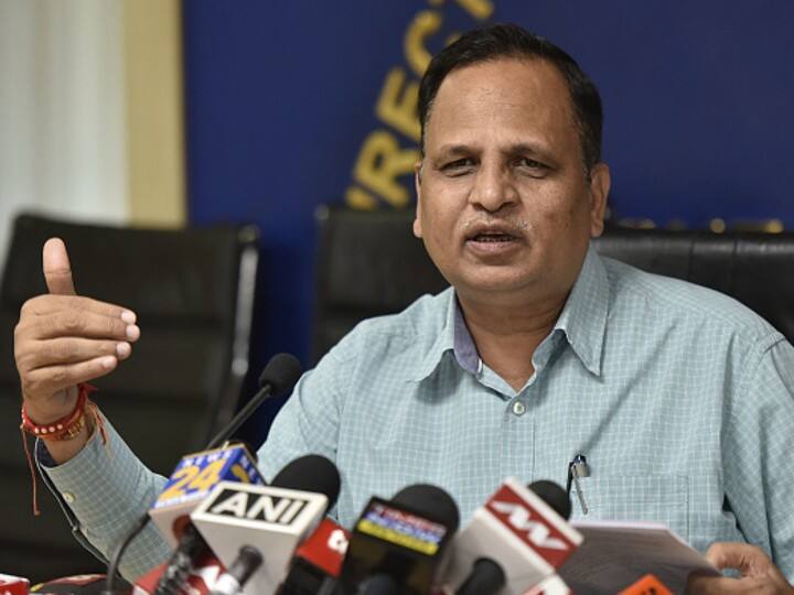 Coronavirus In Delhi health minister satyendra jain reaction on Covid wave peak Delhi Corona News: दिल्ली में कोरोना वेव के पीक को लेकर स्वास्थ्य मंत्री सत्येंद्र जैन ने दिया ये बड़ा बयान, जानें क्या कहा?