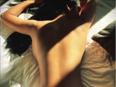 Esha Gupta Latest Photos: धूप, छाया, एक तस्वीर और बेपनाह हुस्न, ईशा गुप्ता के कातिलाना अवतार ने उड़ाए फैन्स के होश!