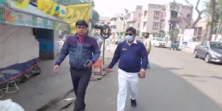 Kolkata: Daytime police patrols in Salt Lake to prevent covid infection, Promoting Mike Corona in Kolkata: কোভিডবিধি অমান্য, সল্টলেকে দিনভর পুলিশি তৎপরতা, চলল মাইকিং