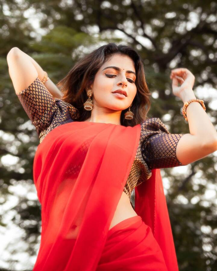 ఐశ్వర్య మేనన్.. అచ్చ తెలుగు అమ్మాయిలా.. ఎంత సక్కగున్నావే! - Image Credit: Iswarya Menon/Instagram
