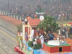Republic Day 2022: बंगाल, केरल और तमिलनाडु की झांकियों को शामिल नहीं किए जाने पर केंद्र सरकार का बयान, जानें क्या कहा?