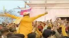 Badlapur : बदलापूरच्या मूळगावमध्ये शेकडोंच्या गर्दीत खंडोबाचा विवाहसोहळा, नियम मोडत मोठी गर्दी