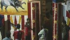 jallikattu 2022 : அலங்காநல்லூர் ஜல்லிக்கட்டு... போட்டிக்கு தயாரான காளைகள்!