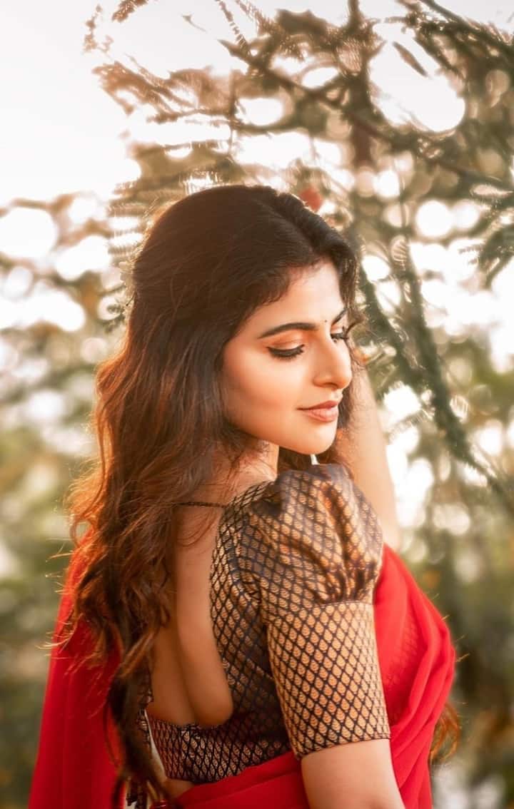 மின்சார பூ