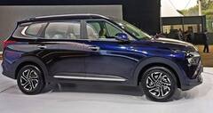Kia Carensની ભારતમાં જબરદસ્ત ડિમાન્ડ, પહેલા જ દિવસે થઇ 7738 બુકિંગ, જાણો કારની ડિટેલ્સ....