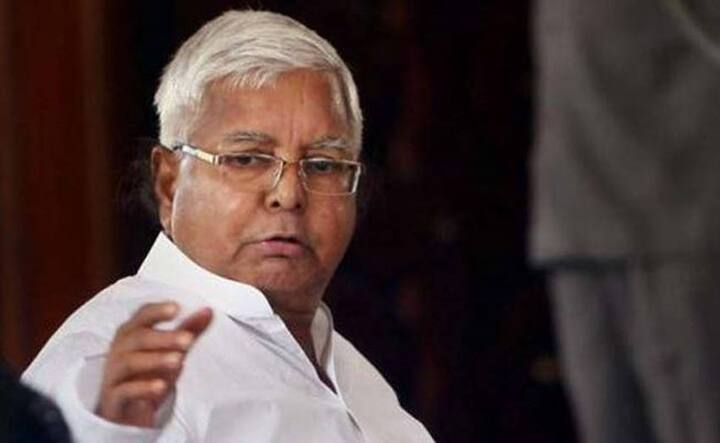 राजा भैया ने बताया था जब लालू प्रसाद यादव उनसे पहली बार मिले तो उन्होंने भी उनसे पूछ लिया था कि सही में तालाब में मगरमच्छ पाले हो क्या?