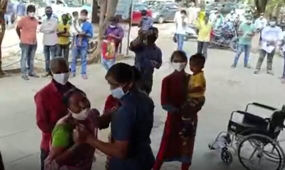 Nizamabad farmer family tries to end life :కలెక్టరేట్ లో పెట్రోల్ పోసుకుని మహిళ ఆత్మహత్యాయత్నం.