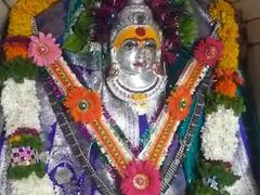 PHOTO : मांढरदेवी गडावर काळूबाईची यात्रा, भाविकांना बंदी, घरबसल्या घ्या देवीचं दर्शन