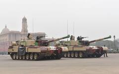 Republic Day 2022 Parade: প্রজাতন্ত্র দিবসের প্রস্তুতি তুঙ্গে, রাজধানীর রাজপথে চলছে মহড়া