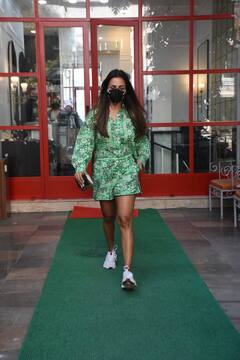 IN PICS| Malaika Arora Looks Like A Breath Of Fresh Air As She Gets Snapped By Paps