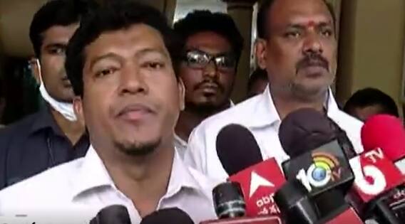 పిఆర్‌సి పై కొన్ని ఉద్యోగ సంఘాలు పాజిటివ్ గా ఉన్నాయన్న మంత్రి సీదిరి అప్పల రాజు | ABP Desam