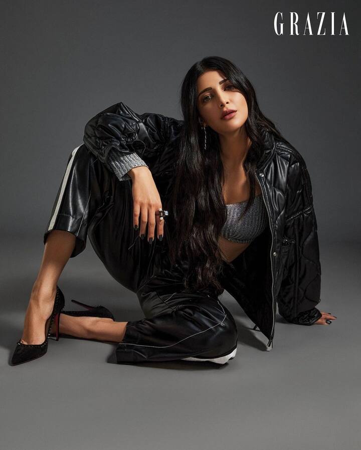 శ్రుతి హాసన్ హాట్ ఫోటోస్ -Image credit: ShruthiHaasan/Instagram