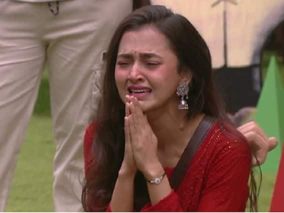 Karan Kundrra के परिवार ने तो कहा 'हां', लेकिन अपने भाई की ये बात सुनकर रो पड़ीं Tejasswi Prakash Karan Kundrra के परिवार ने तो कहा 'हां', लेकिन अपने भाई की ये बात सुनकर रो पड़ीं Tejasswi Prakash