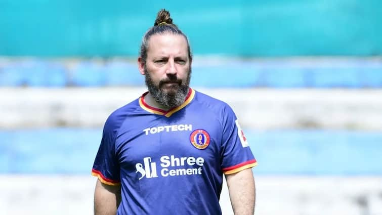 SC East Bengal boss Mario Rivera promises to play attacking football ISL 2021-22: এফসি গোয়ার বিরুদ্ধে আক্রমণাত্মক ফুটবল খেলাতে চান ইস্টবেঙ্গলের নতুন কোচ