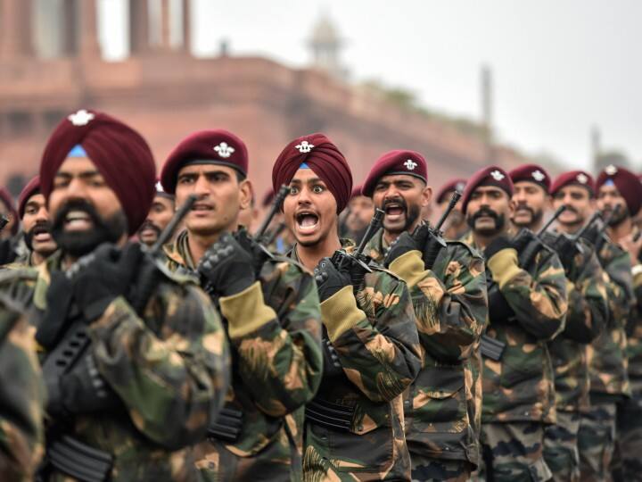 Republic Day 2022: गणतंत्र दिवस पर कोरोना का साया, इस बार नहीं होगा कोई विदेशी मेहमान republic day news No foreign guests invited for Republic Day 2022 Republic Day 2022: गणतंत्र दिवस पर कोरोना का साया, इस बार नहीं होगा कोई विदेशी मेहमान