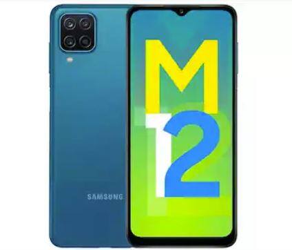Samsung Galaxy M12 27% ਦੀ ਛੋਟ ਤੋਂ ਬਾਅਦ 9,499 ਰੁਪਏ ਦੀ ਸ਼ੁਰੂਆਤੀ ਕੀਮਤ 'ਤੇ ਉਪਲਬਧ ਹੈ। Samsung Galaxy M12 ਵਿੱਚ 6,000mAh ਦੀ ਬੈਟਰੀ ਹੈ ਤੇ ਇਸ ਵਿਚ 90Hz ਰਿਫਰੈਸ਼ ਰੇਟ ਵਾਲੀ ਸਕਰੀਨ ਹੈ। ਫ਼ੋਨ Exynos 850 octa-core ਪ੍ਰੋਸੈਸਰ 'ਤੇ ਕੰਮ ਕਰਦਾ ਹੈ ਤੇ ਇਸ ਦੇ ਰੀਅਰ 'ਚ 48MP ਕੈਮਰਾ ਹੈ।