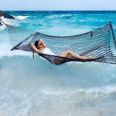 Kiara Advani: బికినీలో కియారా.. మాల్దీవ్స్ బీచ్ లో ఫొటోలు.. 