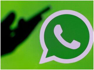 WhatsApp Reactions Feature : WhatsApp चं नवं फीचर, सध्या फक्त काही यूजर्सच घेऊ शकतात लाभ