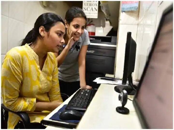 Maharashtra CET 5 year LLB Alphabetical Merit List Releases at cetcell.mahacet.org MHT CET Counselling 2022: एमएचटी सीईटी राउंड-1 के लिए मेरिट लिस्ट जारी, यहां से करें चेक