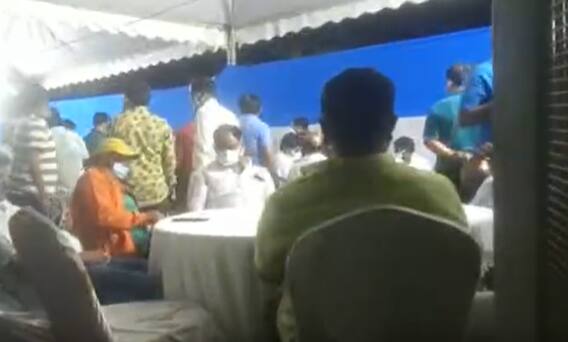 Sankranthi Gambling:కృష్ణా జిల్లా పేకాట శిబిరాల్లో పండుగ జోరు చూపించిన మహిళలు|ABP Desam