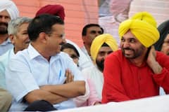 Kejriwal ਦੀ ਪਸੰਦ 'ਤੇ ਵਿਰੋਧੀਆਂ ਨੇ ਕੱਸੇ ਤੰਜ, AAP ਦੇ ਸਰਵੇਖਣ 'ਤੇ ਖੜ੍ਹੇ ਕੀਤੇ ਸਵਾਲ