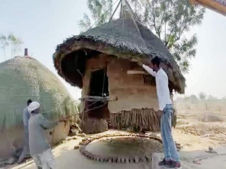 rajasthan 40 year old hut shifted with the help of hydra crane in barmer ann राजस्थान: पोता नहीं खोना चाहता था दादा की आखिरी निशानी, 40 साल पुराने झोपड़े को हाइड्रा क्रेन से किया शिफ्ट