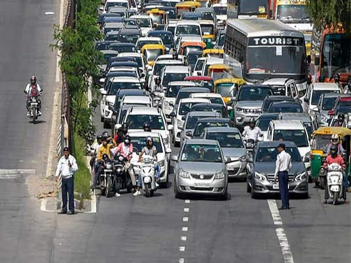 Ghaziabad News Due to Mahashivratri vehicles will be banned from entry on many routes in Ghaziabad ann Maha Shivratri 2022: गाजियाबाद में इन रूटों पर गाड़ियों की एंट्री रहेगी बैन, जानिए कब तक लागू रहेगा नियम?