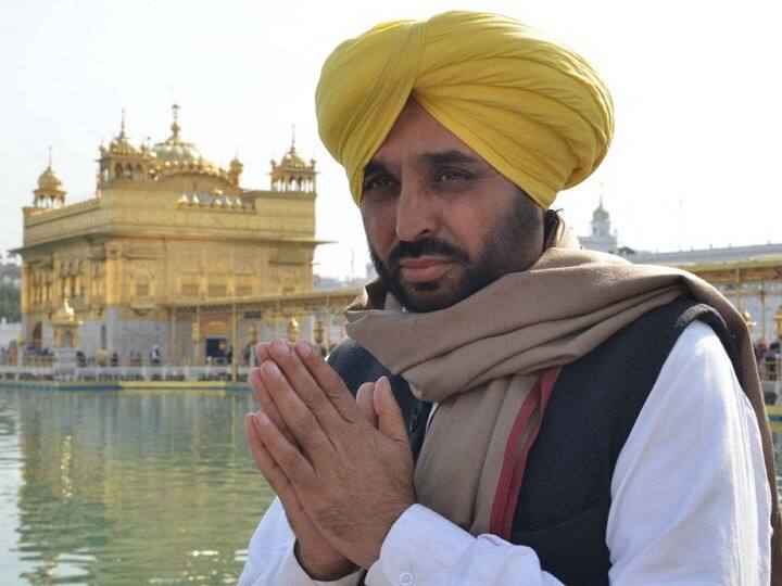 स्टैंड अप कॉमेडियन से लेकर पंजाब के अगले मुख्यमंत्री तक का सफर, जानिए भगवंत मान के बारे में सबकुछ Punjab Election Result 2022 Journey of AAP leader Bhagwant Mann from stand up comedian to Punjab next CM स्टैंड अप कॉमेडियन से लेकर पंजाब के अगले मुख्यमंत्री तक का सफर, जानिए भगवंत मान के बारे में सबकुछ