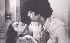 Amitabh Bachchan Rekha Interesting Incident: जब शबाना आजमी के घर रेखा को देखते ही पार्टी से लौट गए थे अमिताभ बच्चन