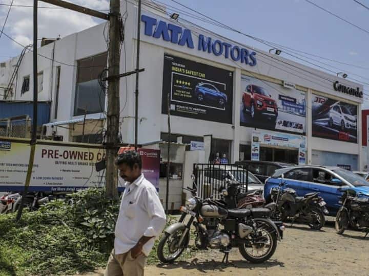 Tata Motors To Hike Price Of Passenger Vehicles From January 19 Tata Motors To Hike Price Of Passenger Vehicles From January 19